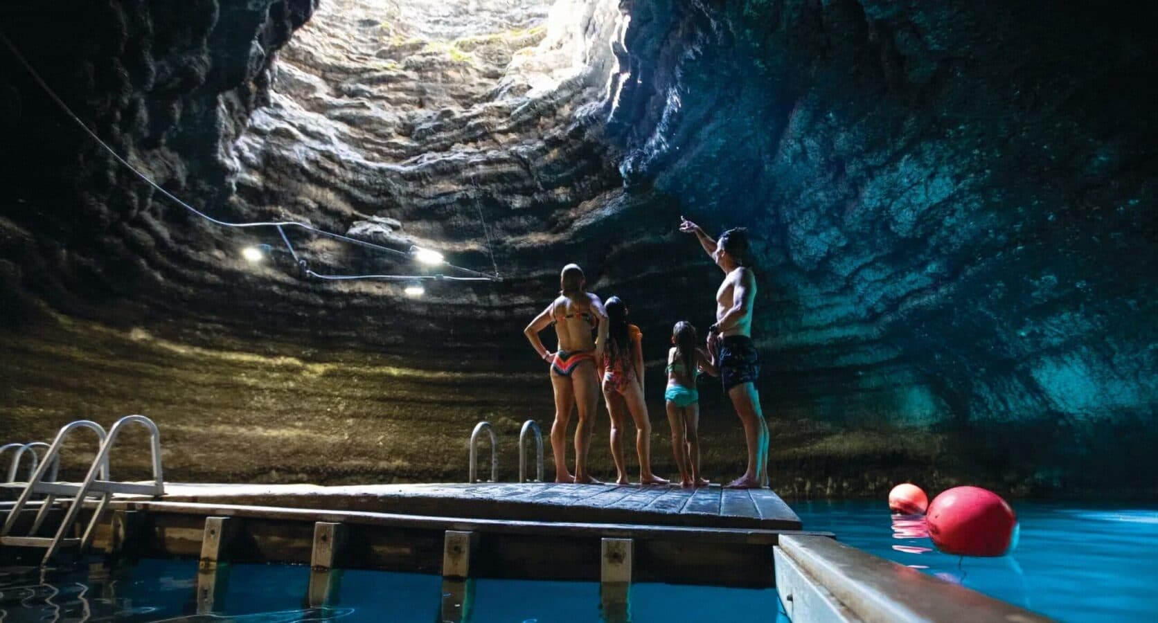 Geothermal dome swimming experience
